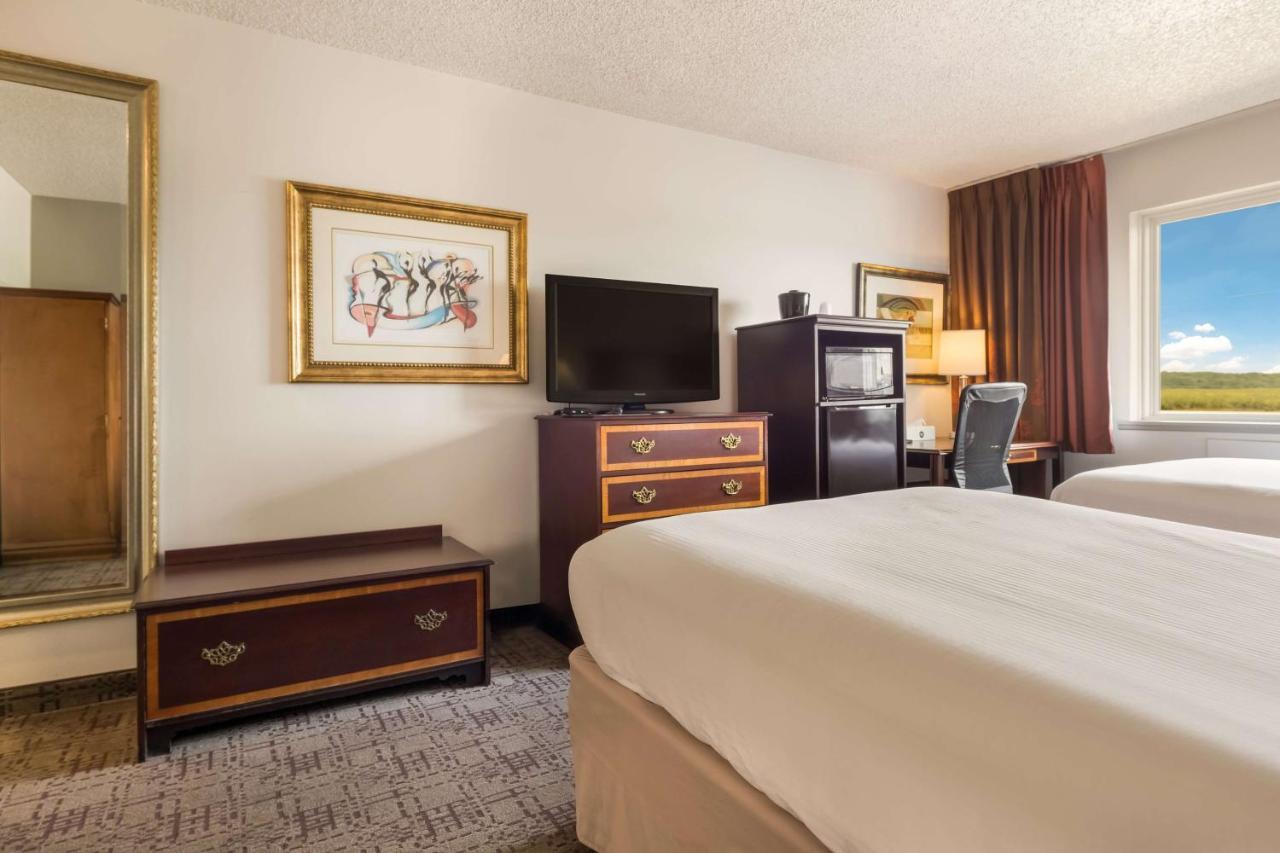 Surestay Hotel By Best Western Thomson Εξωτερικό φωτογραφία