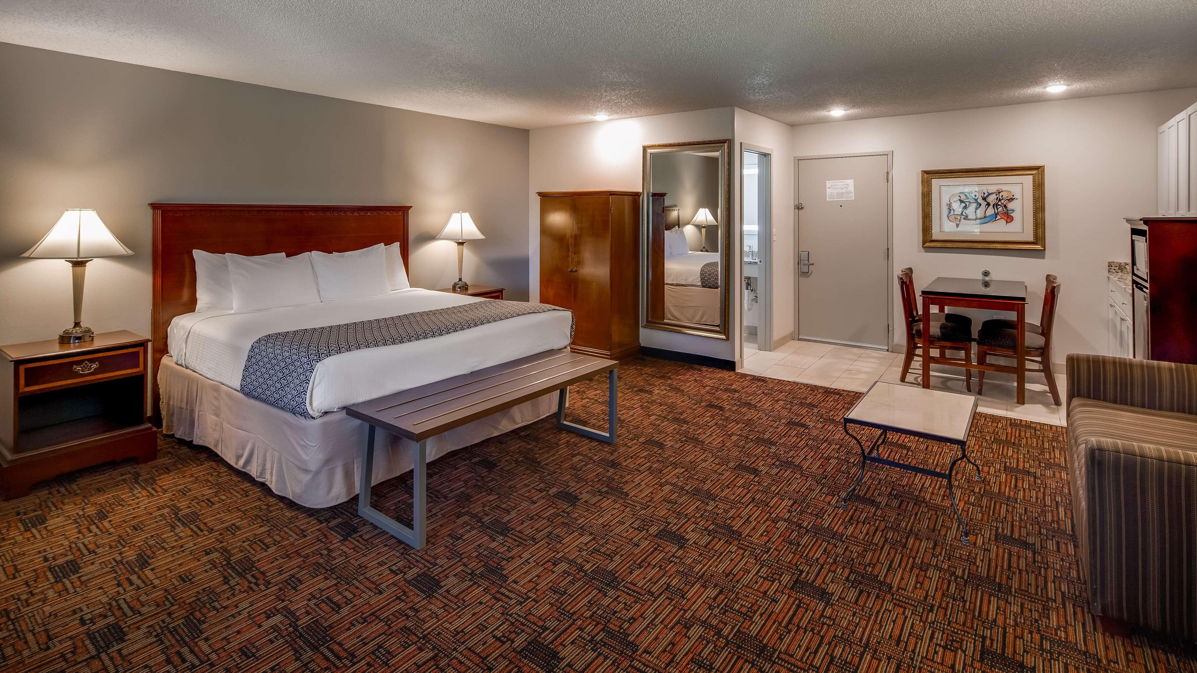 Surestay Hotel By Best Western Thomson Εξωτερικό φωτογραφία