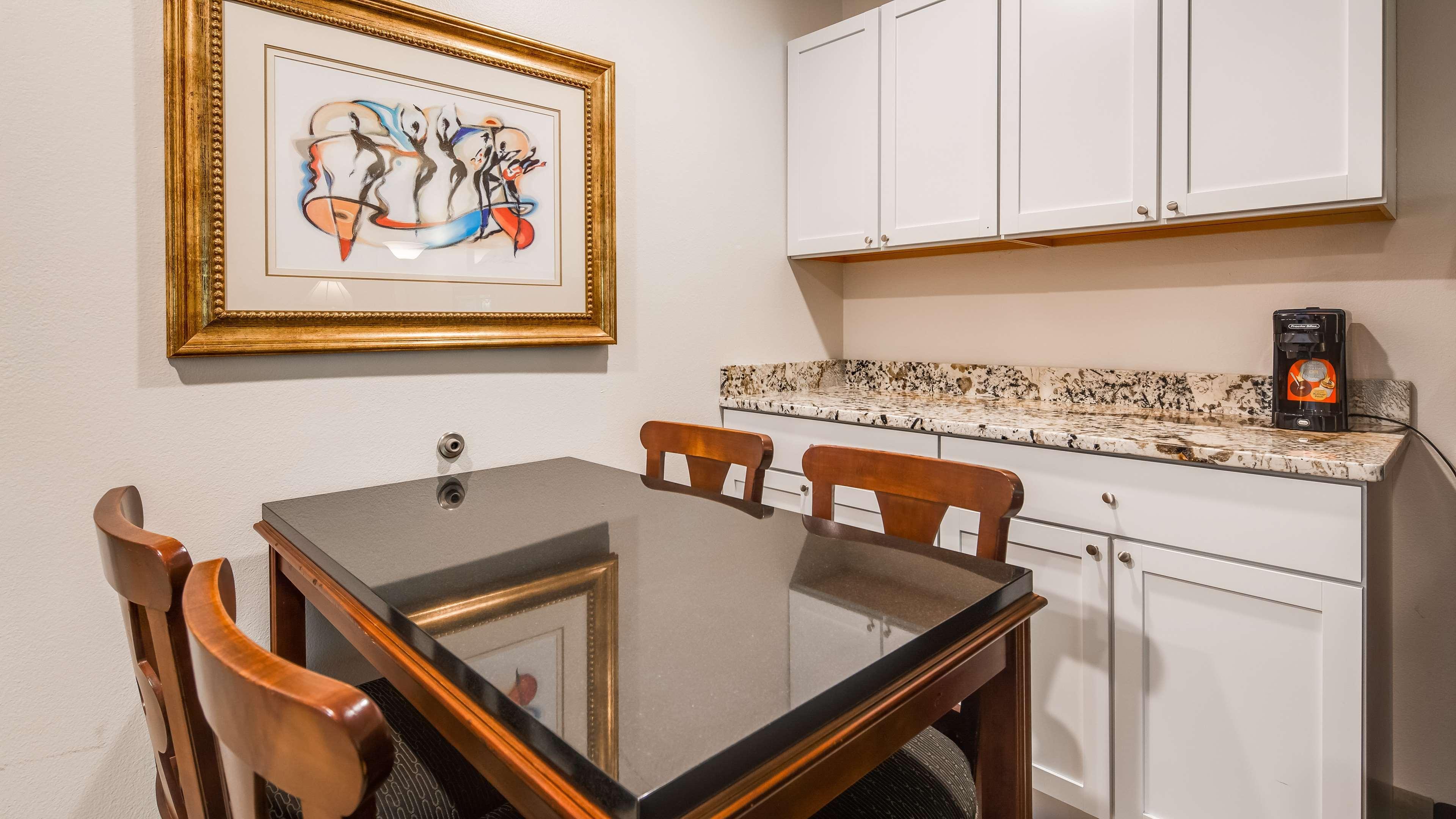 Surestay Hotel By Best Western Thomson Εξωτερικό φωτογραφία